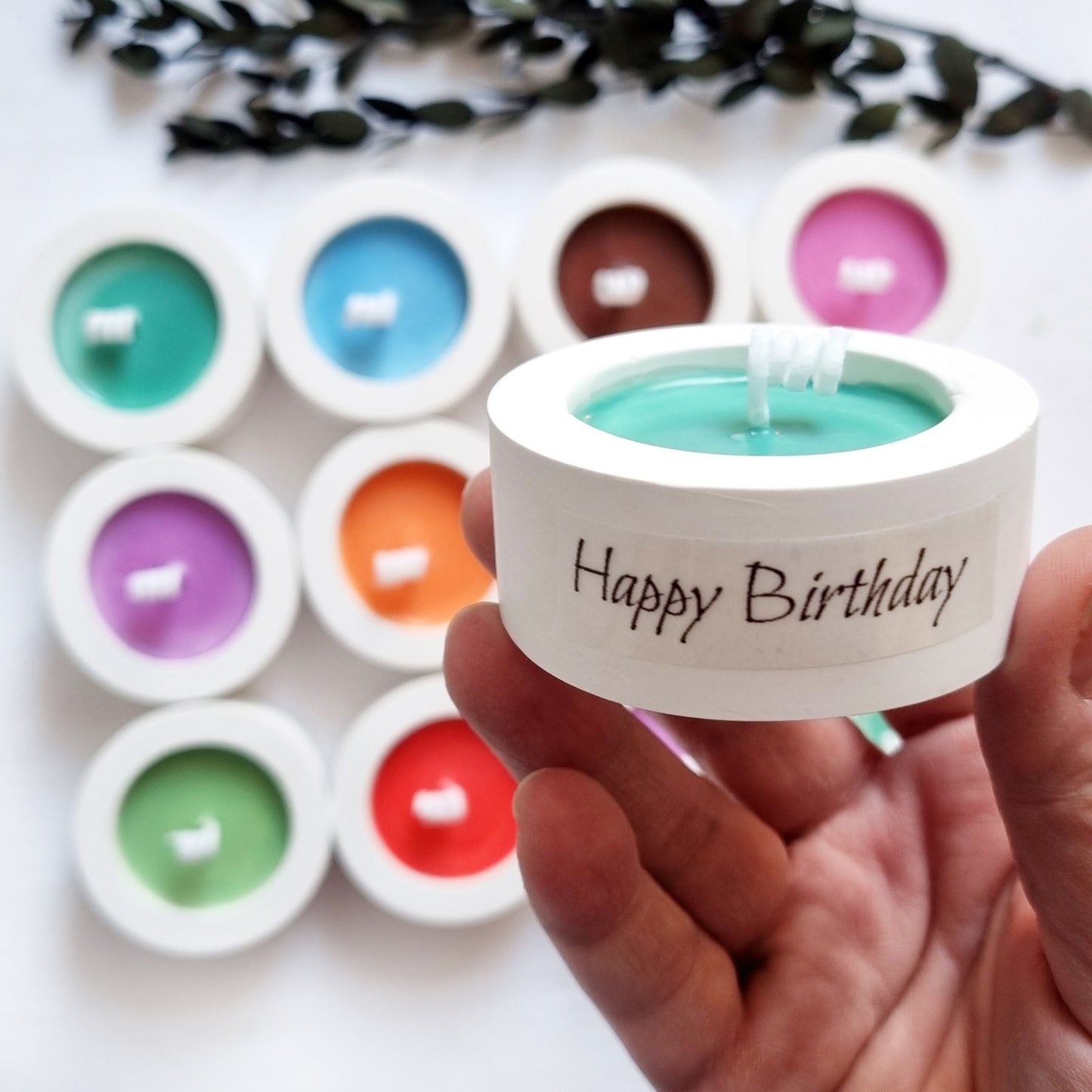 kleine bunte Geschenkkerzen aus Sojawachs