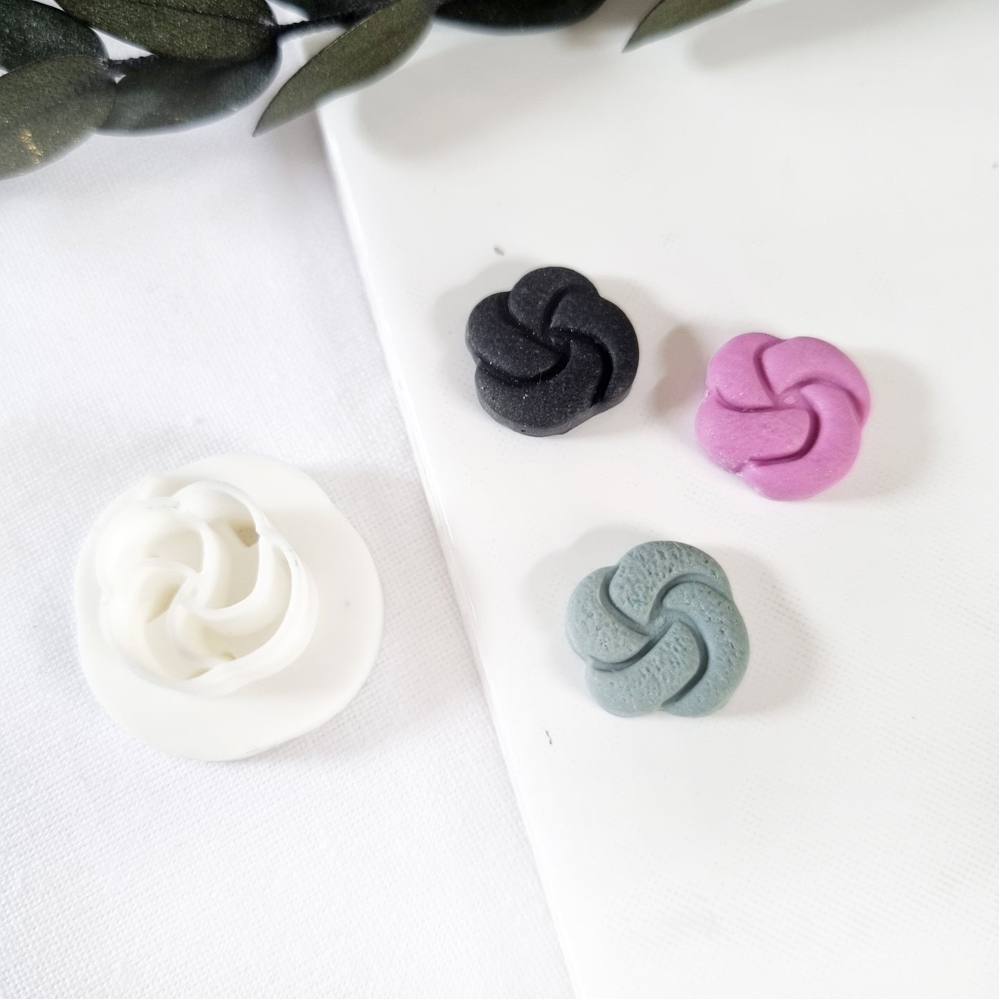 Polymer Clay Cutter -Knoten-